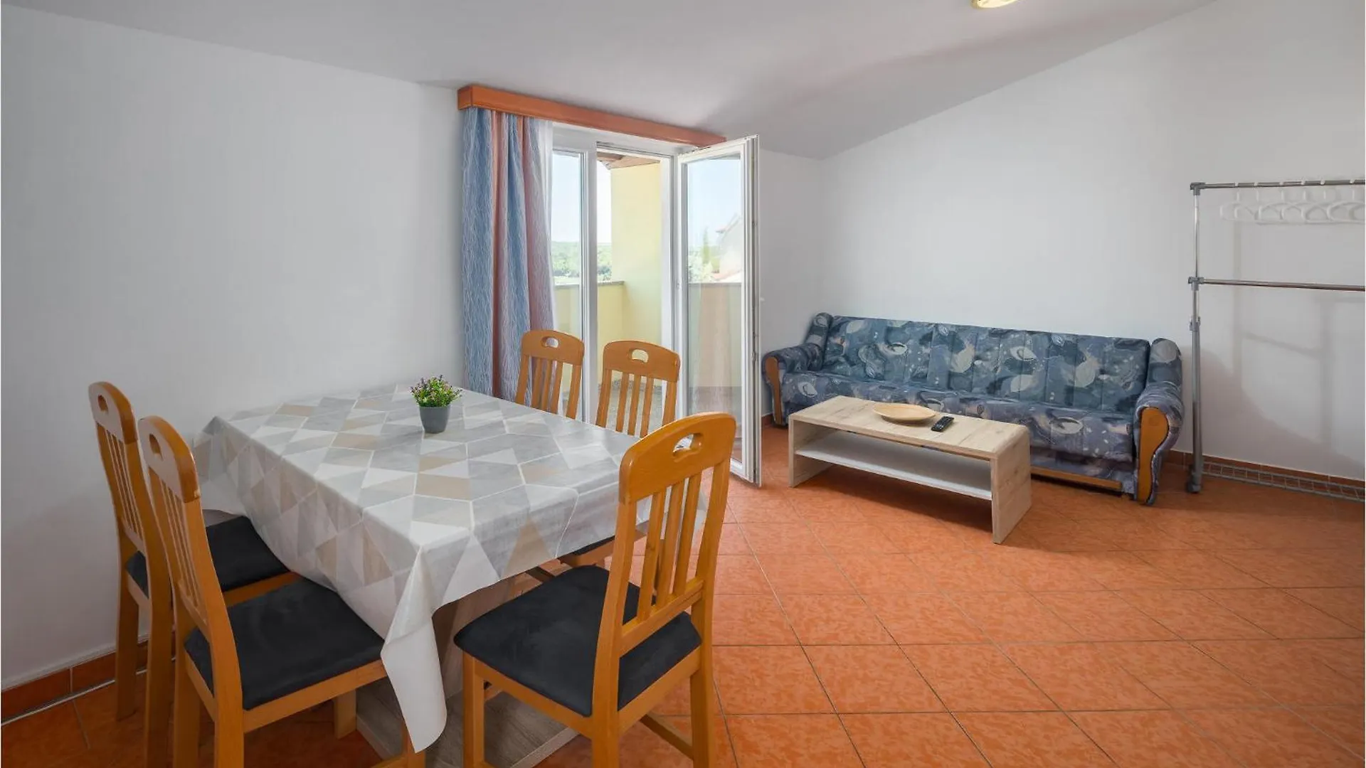 Stunning Apartment In Porec With Kitchen
